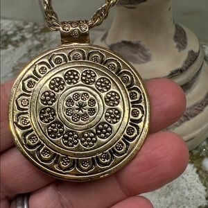 Sarah Coventry Long necklace